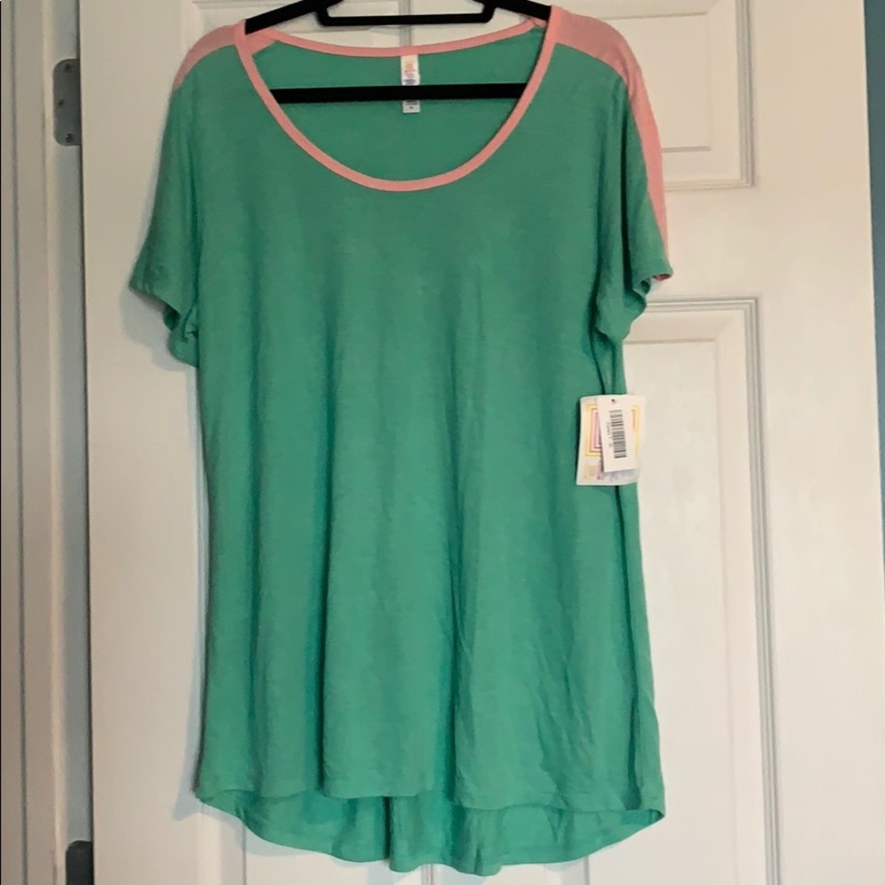Lularoe T-shirt